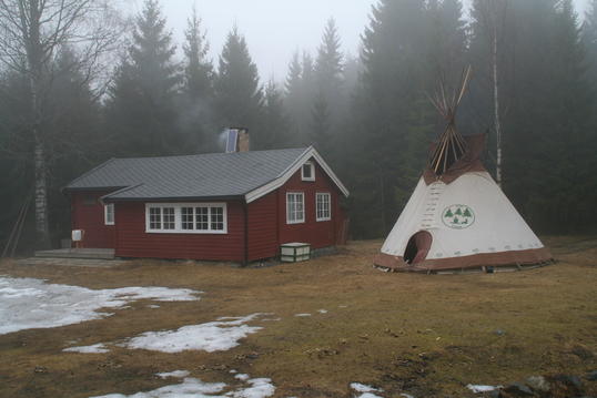Bjerkebekk+tipi