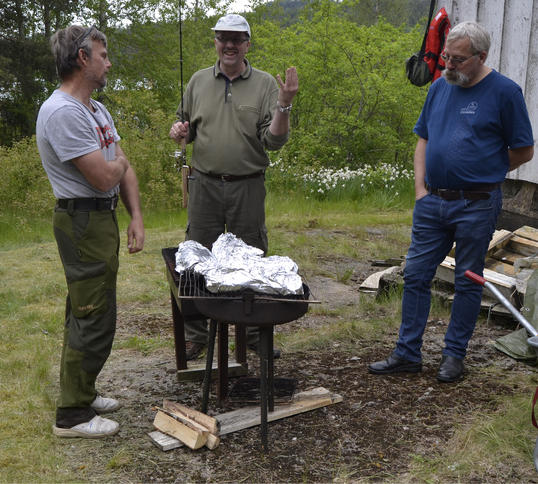 Grilling ørret Klaus - Jens Arnfinn - Helge